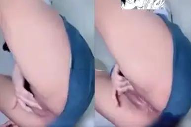 Aksi Cewek Manis Main Sextoy Tengah Malam